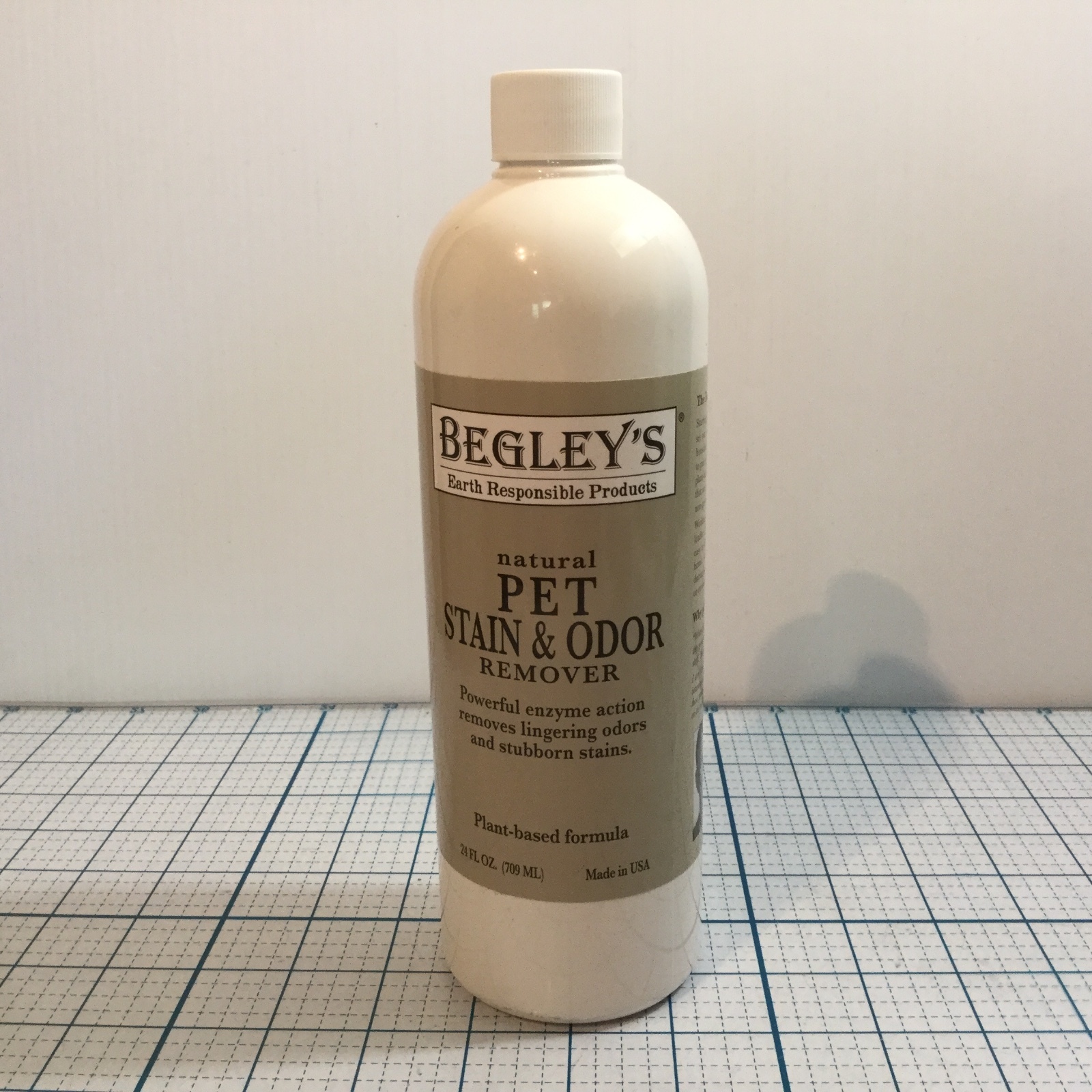 BEGLEY'S 24oz Natural Pet Stain & Odor Remover (2-Pack) - NEW SEALED