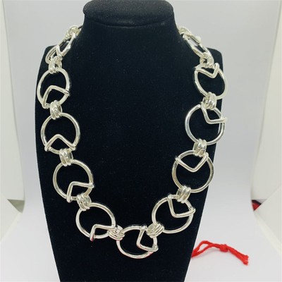 UNO de 50 GAMEOF3 NECKLACE large round anc triangular-shaped Glow Necklace