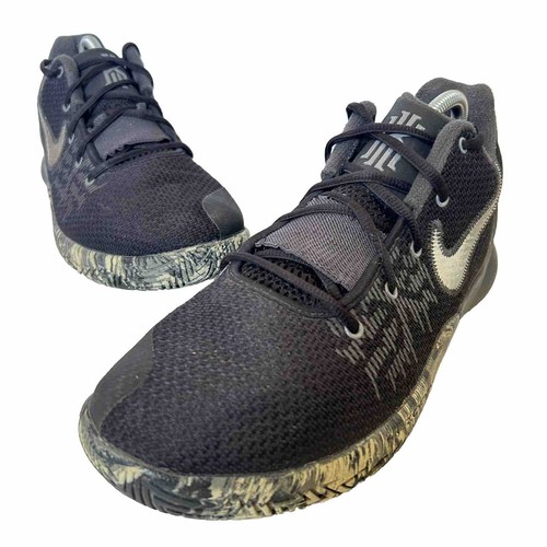 Sneakers Basketball