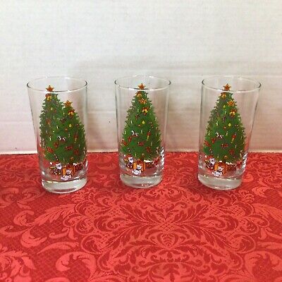 Vintage Drinking Glass Tumblers Christmas Tree Pattern set Of 3 Toys Train Teddy
