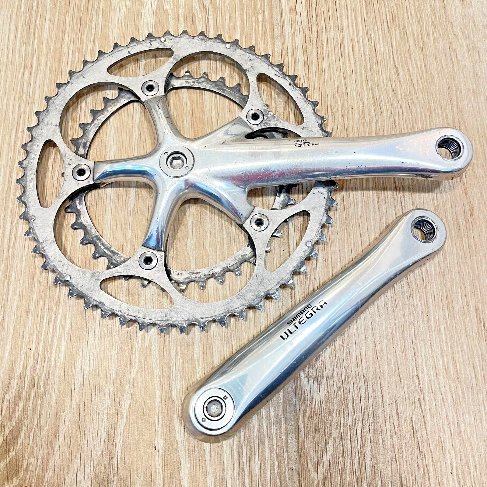 SHIMANO シマノ ULTEGRA FC-6500 クランクアーム175mm Shimano Ultegra FC-6500 175mm Crankset With Bottom Bracket