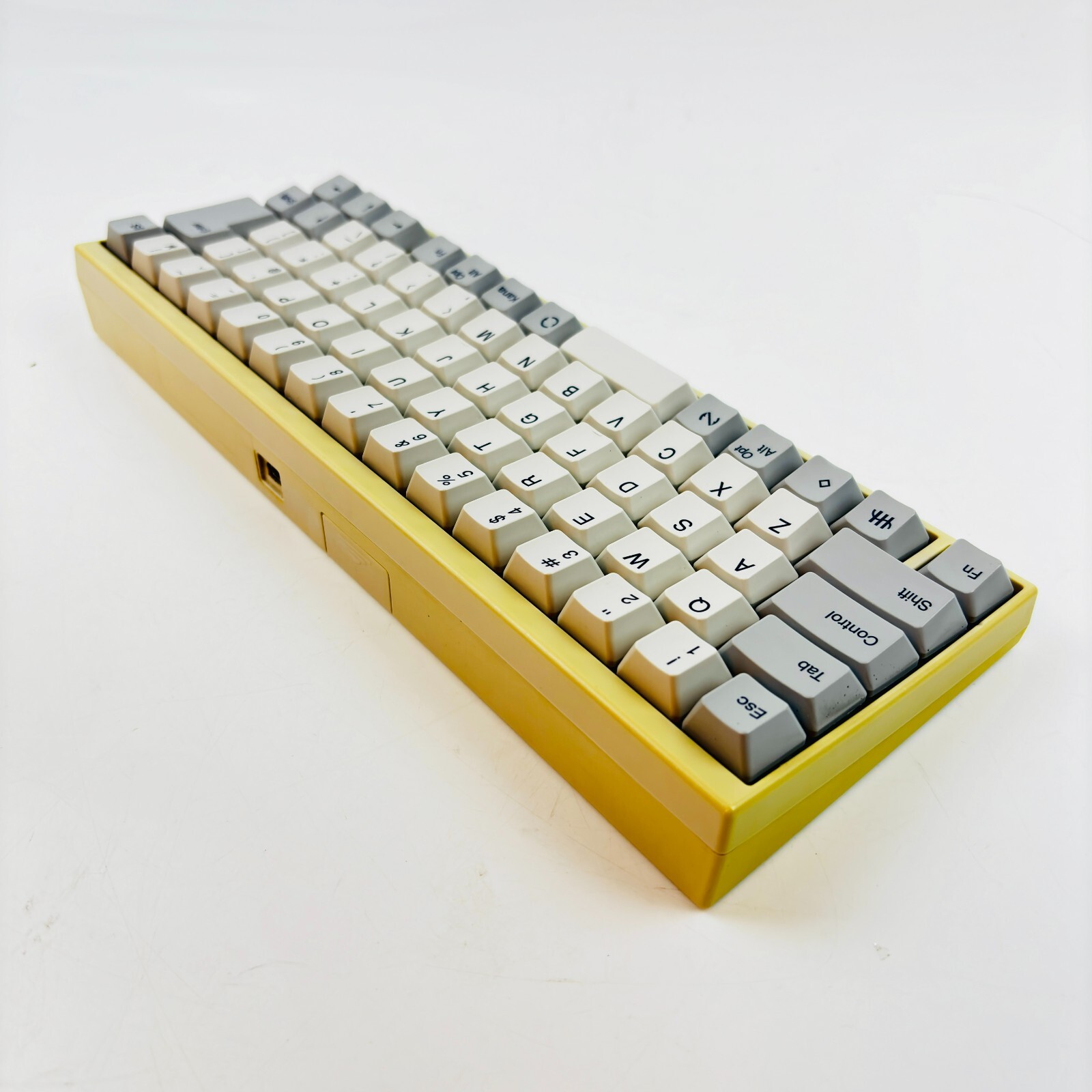 Happy Hacking PFU HHKB Professional JP PD-KB420W Wired Topre Happy Hacking PFU HHKB Professional JP PD-KB420W Wired Topre