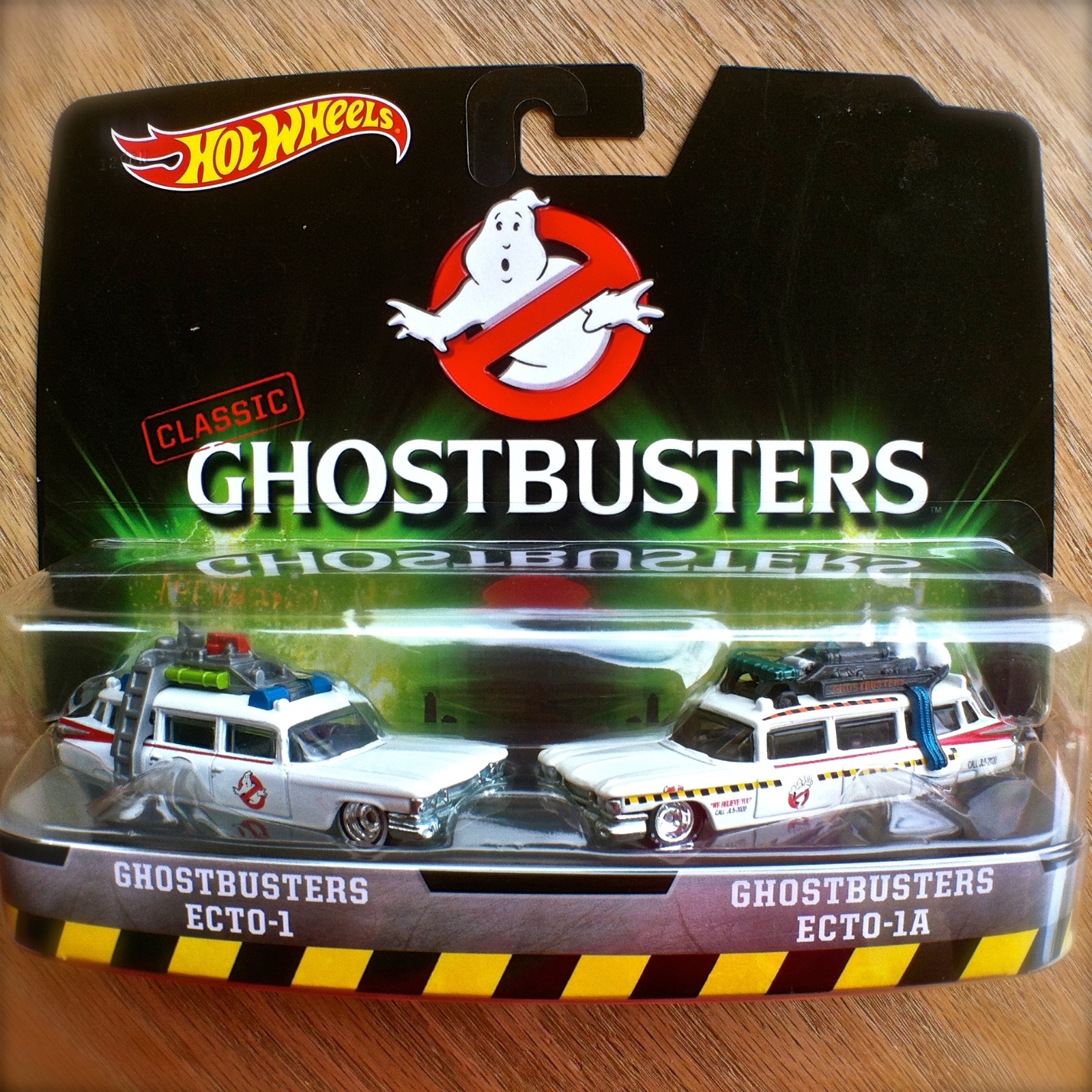 ☆ホットウィール☆ ゴーストバスターズ エクト-1 GHOSTBUSTERS ECTO-1