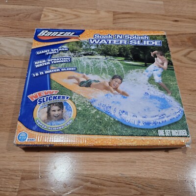 BANZAI  Soak 'N Splash 16ft Water Slide