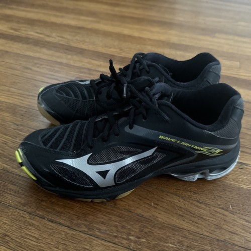 Mizuno Wave Lightning Z3 Volleyball Shoes Black Silver 430228 Women's Size 8.5 Mizuno Wave Lightning Z3 Volleyball Shoes Black Silver 430228 Women's Size 8.5