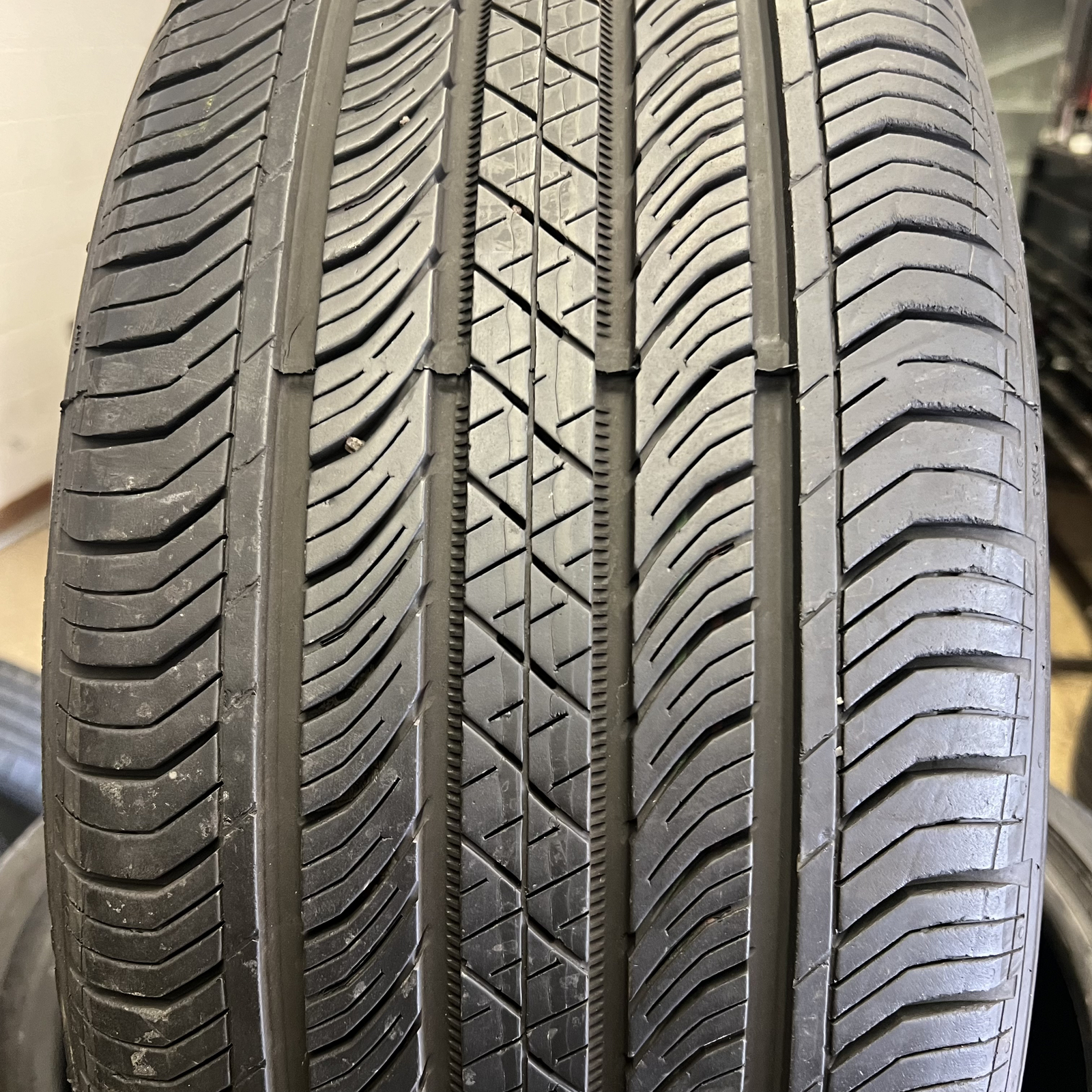 1 (One) Tire LikeNEW Continental ProContact TX 235/50R18 235/50/18 97H