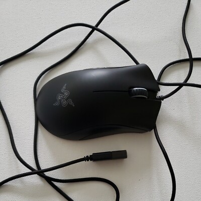 Razer DeathAdder Essential Gaming Mouse Wired Ergonomic 6400DPI Optical Sensor