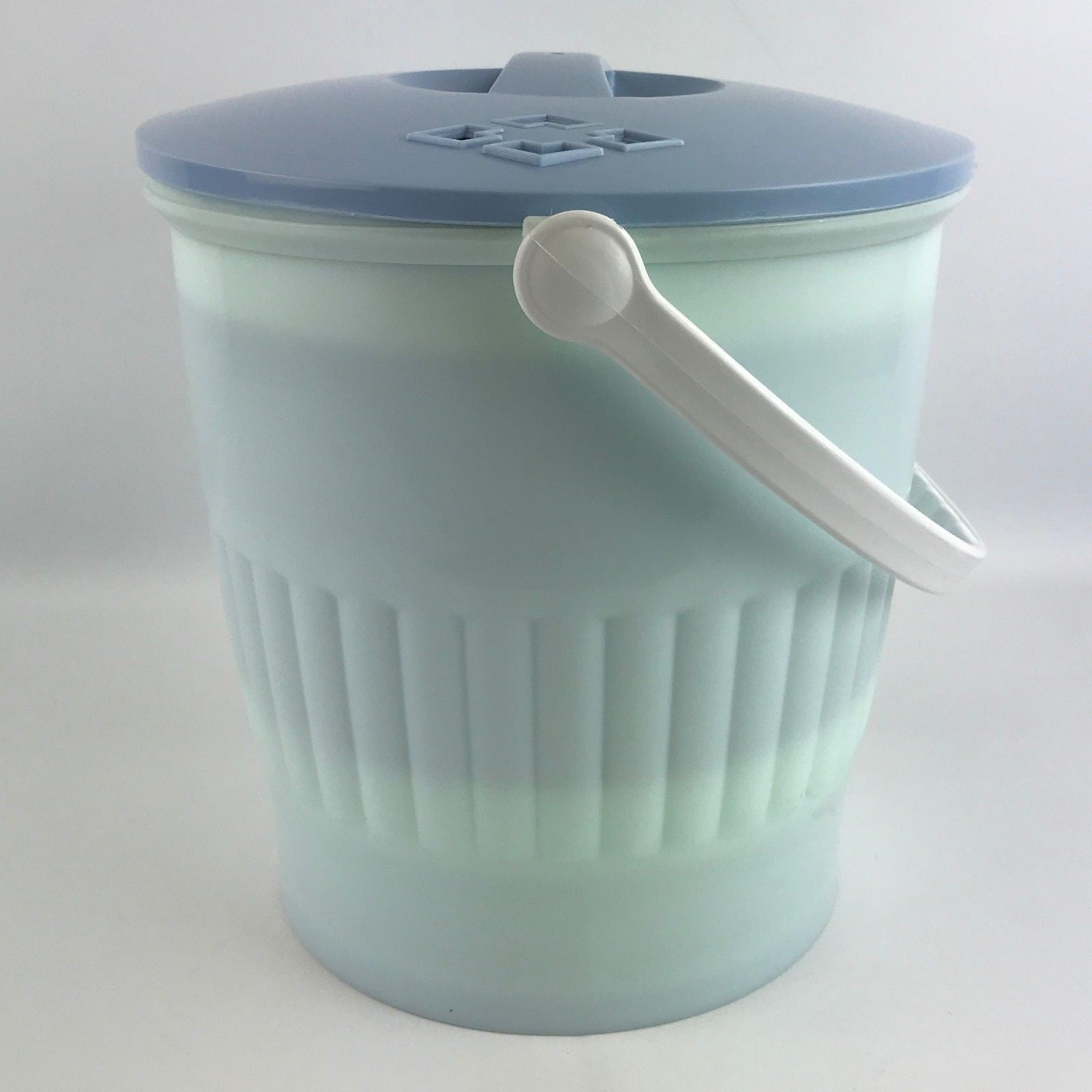 As Seen On TV Wonder Washer - A Portable Mini Clothes Washing Machine