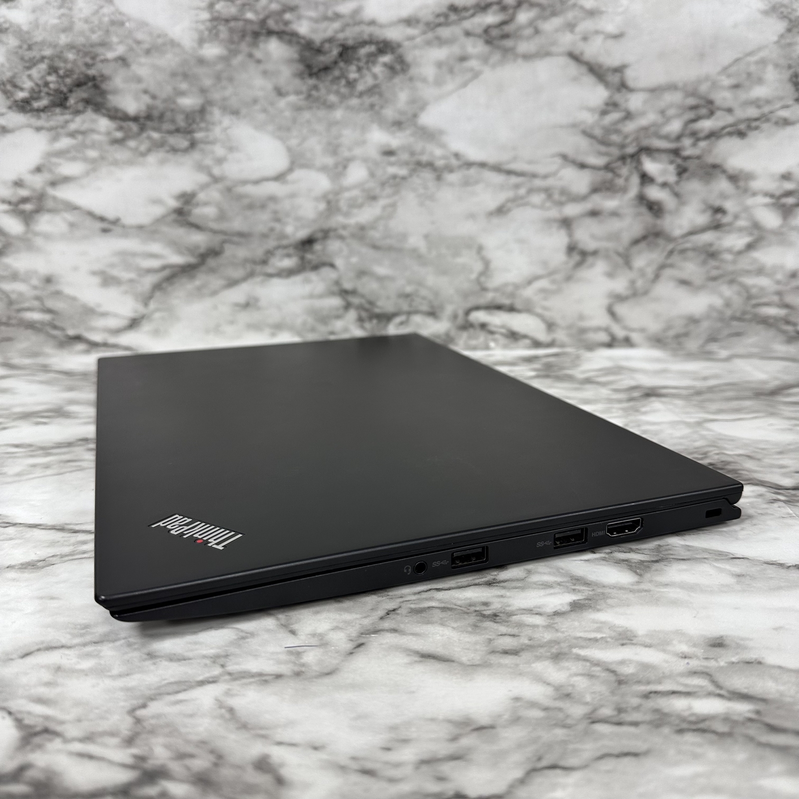 Lenovo ThinkPad X1 Carbon(4th Gen) i7-6500U 2.5GHz 8GB RAM 256GB SSD Win 10 Pro - Picture 8 of 12