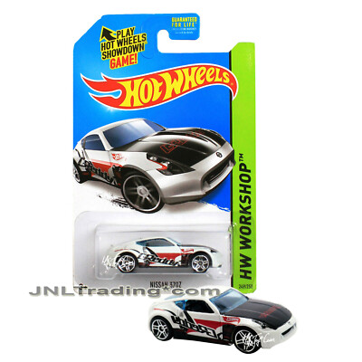 Year 2013 Hot Wheels HW Workshop 1:64 Die Cast Car White