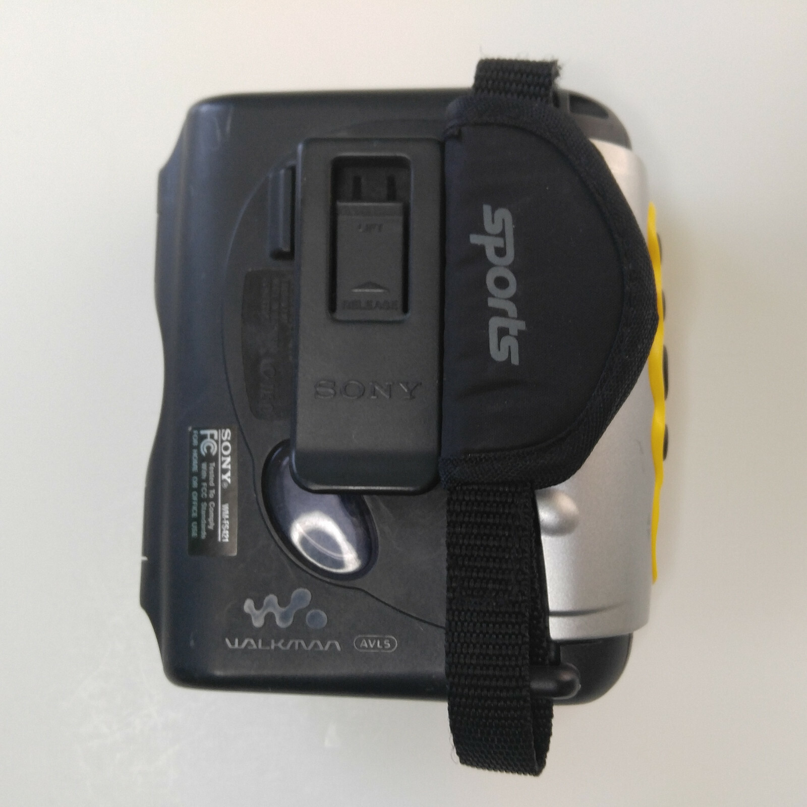 Sony Walkman Sports WM-FS421 TV/Weather/FM/AM Radio Auto-R Cassette Tape Player