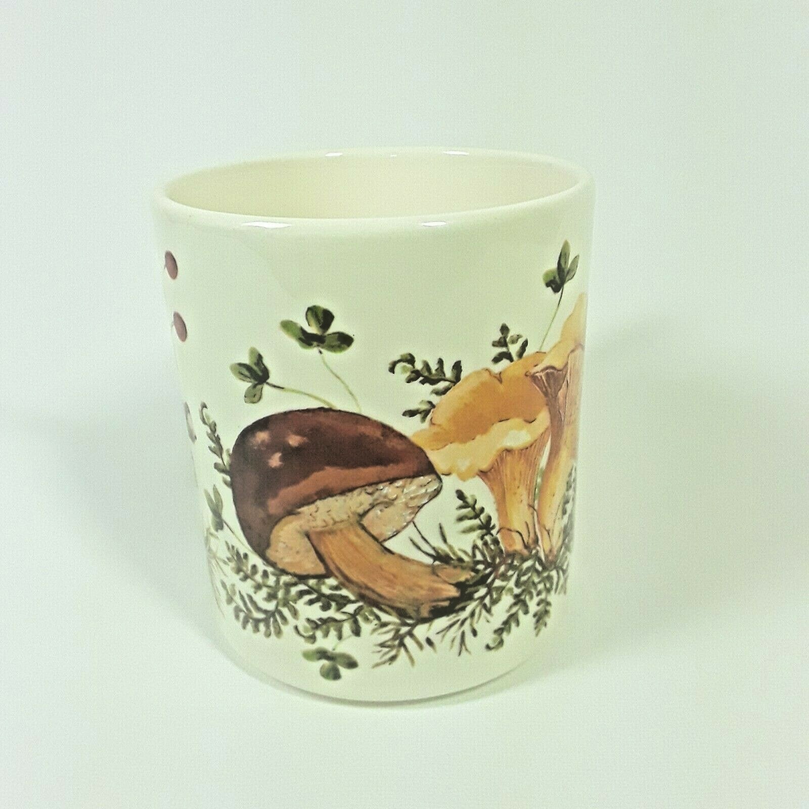 Gien Mug Cup Chanterelle Mushrooms France Novelty Botanical 10oz