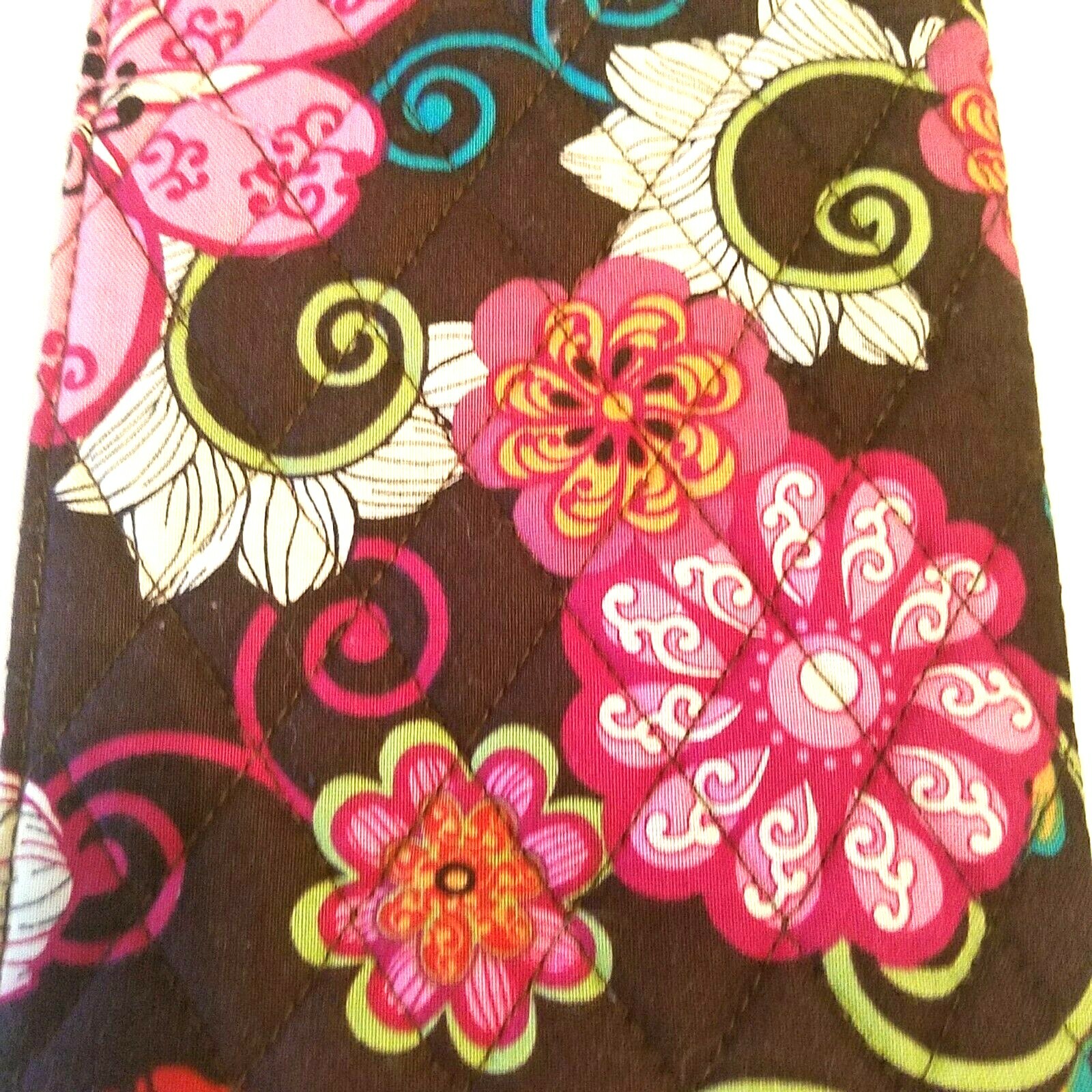 Vera Bradley Paperback Book Cover Mod Floral Pink Retired 8