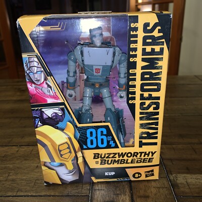 Transformers Buzzworthy Bumblebee Kup Studio Series 86-02 Action Figure Hasbro