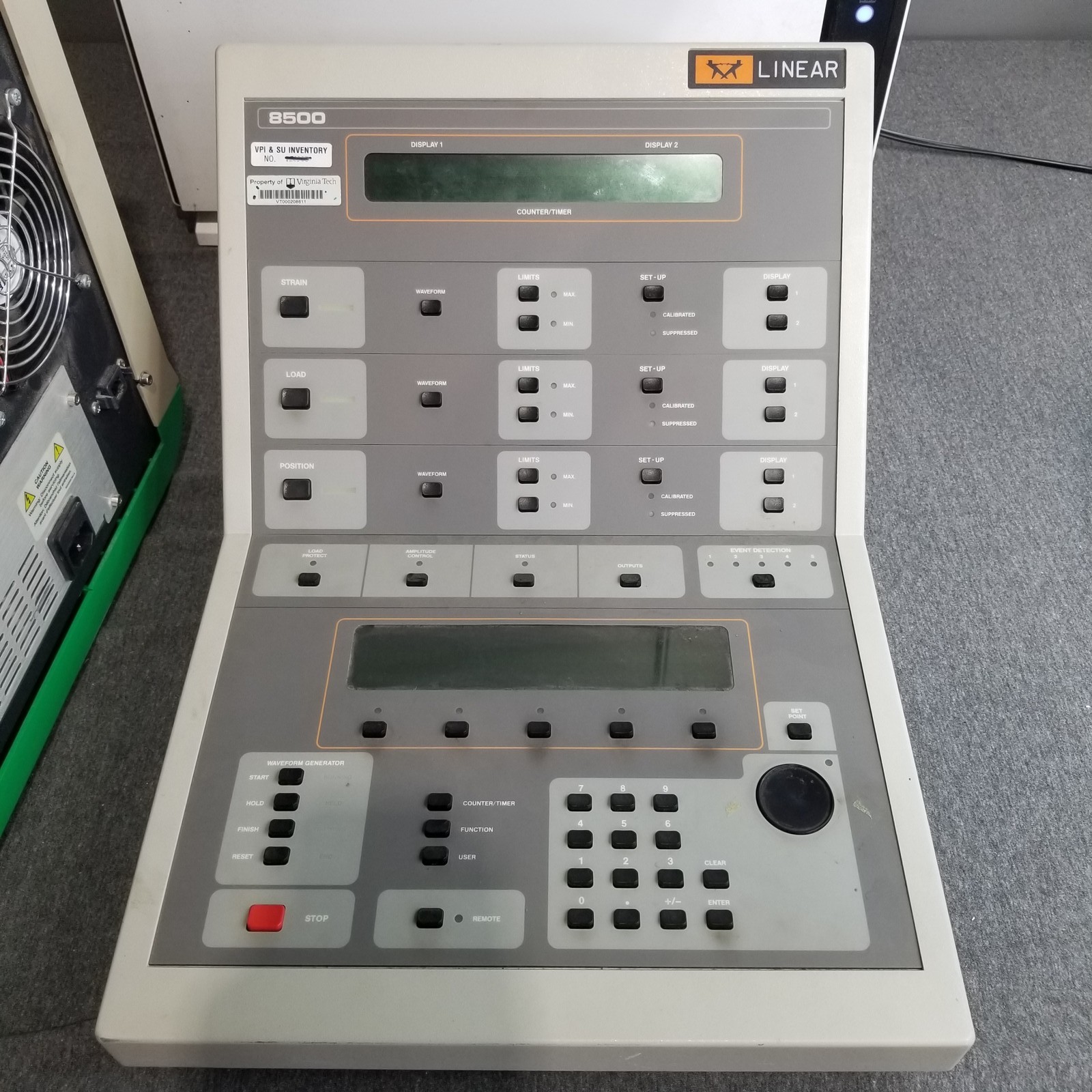 Instron 8500 Linear Control Panel