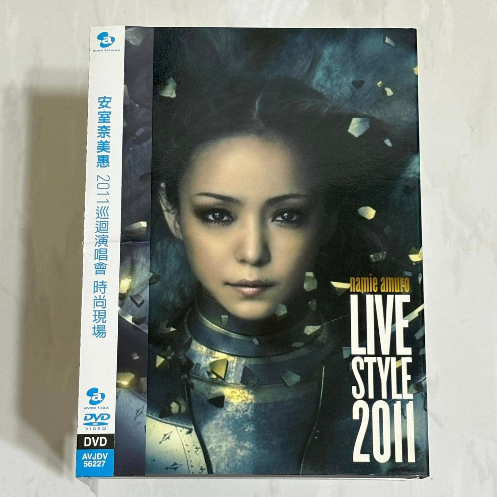 【新品未開封】安室奈美恵 LIVE STYLE 2011 ツアーブック Amazon.co.jp: namie amuro LIVE STYLE 2011 [Blu-ray] : 安室