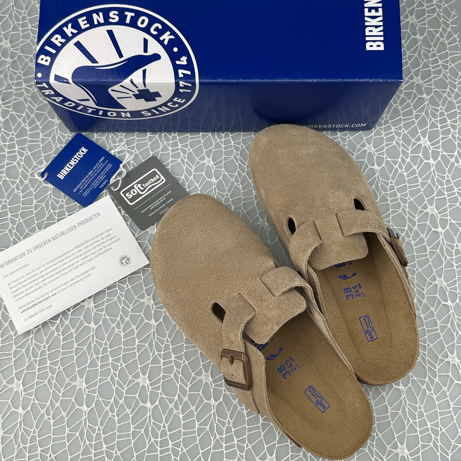 靴 Birkenstock Boston Taupe Suede Buy Birkenstock Boston Soft Footbed Suede Regular 'Taupe' 0560771