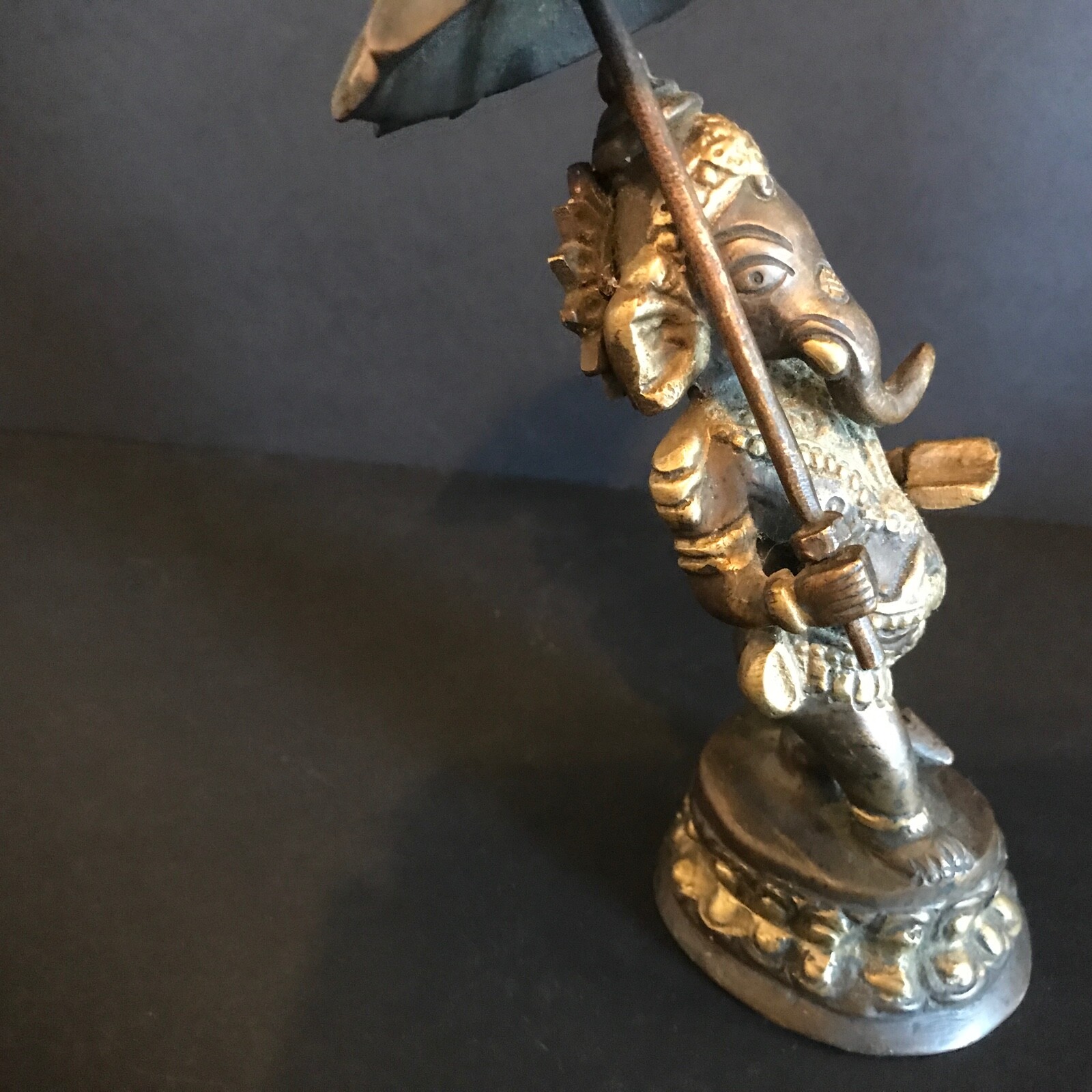 Bronze Ganesha with umbrella Heavy Vintage Piece 7
