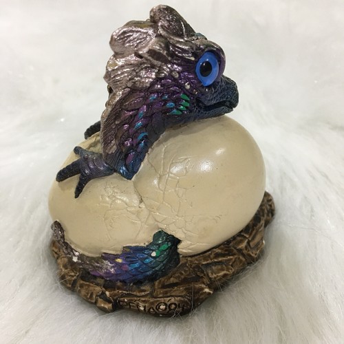 Windstone Editions Pena 1984 Peacock Blue & Purple Hatching Dragon