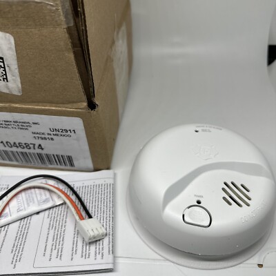 First Alert SMICO100-AC Interconnect Hardwire Combination Smoke & Carbon Monoxid
