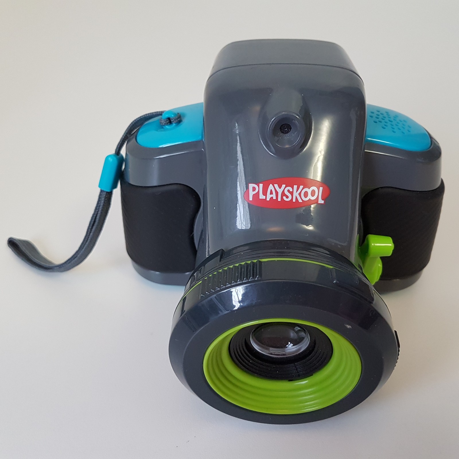 Playskool Showcam 2-in-1 TOY Digital Camera and Projector Gray TESTED