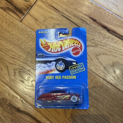 ホットウィール RUBY RED PASSION PINK PASSION Hot Wheels
