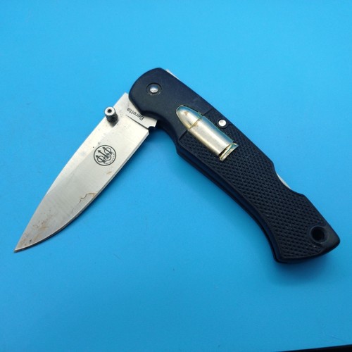 Vintage Beretta Black Rubber Handles Seki Japan Lock Blade Knife