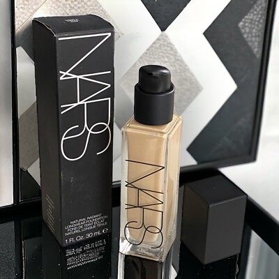 Nars Light 0 Siberia 6599 Natural Radiant Longwear Foundation 1 fl oz Full Size