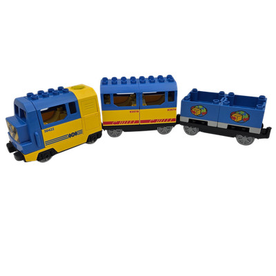 Lego® DUPLO Eisenbahn TRAIN Lokomotive Waggons Station Bahnhof ELEKTRISCH Zug