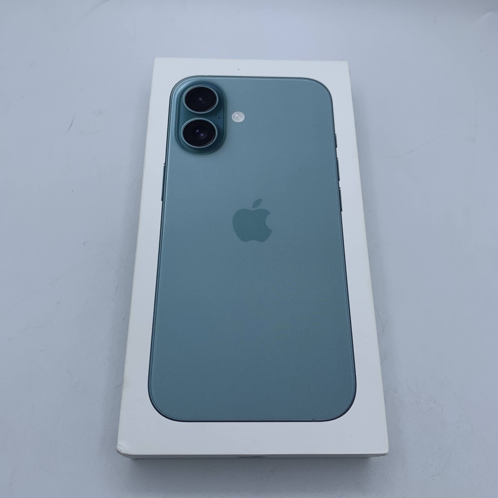 Apple iPhone 16 128GB Teal Unlocked - Open Box