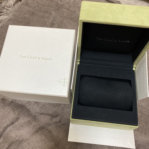 Van Cleef & Arpels Box For Watch | eBay Van Cleef & Arpels Box For Watch | eBay