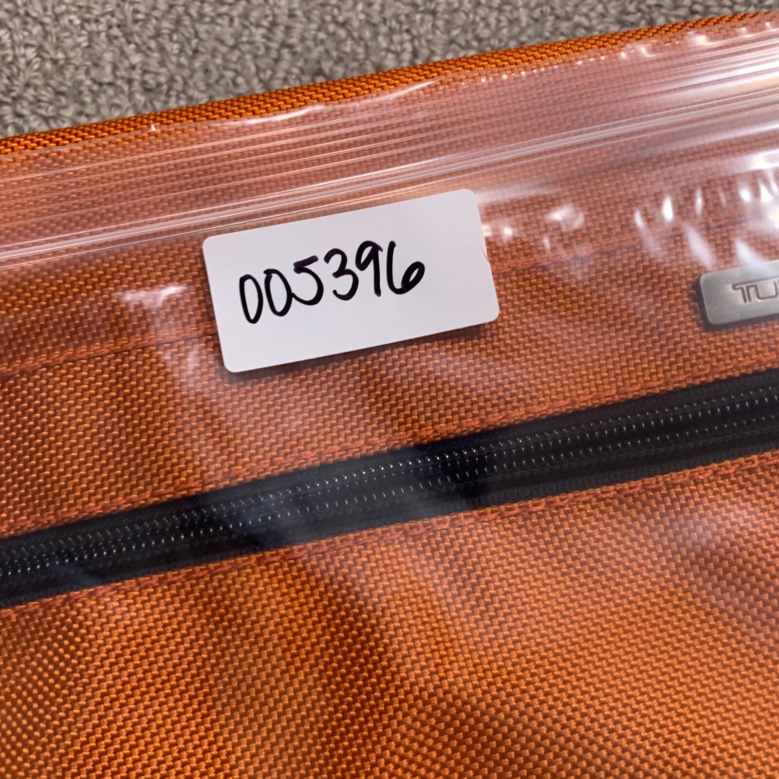 Tumi Crossbody Bag Orange Messenger Adjustable Strap Pockets Zip Medium 11x10