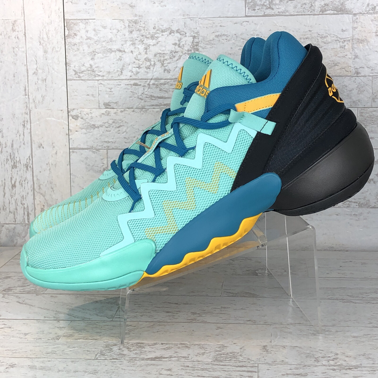 tenis adidas don issue 2