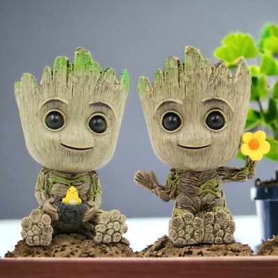 2PCs Mini Figurine Miniature Model Home Accessories Decompression Artifact