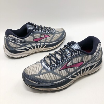 Brooks 10.5B  Gray DYAD 8