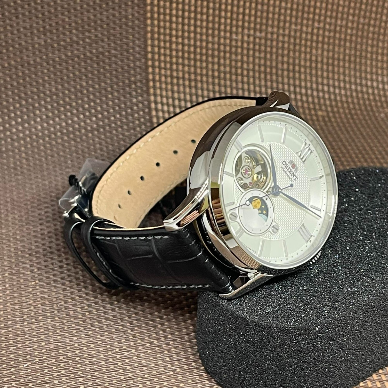 Pre-owned Orient Ra-as0011s10b Sun And Moon Open Heart Automatic Leather Strap Men Watch