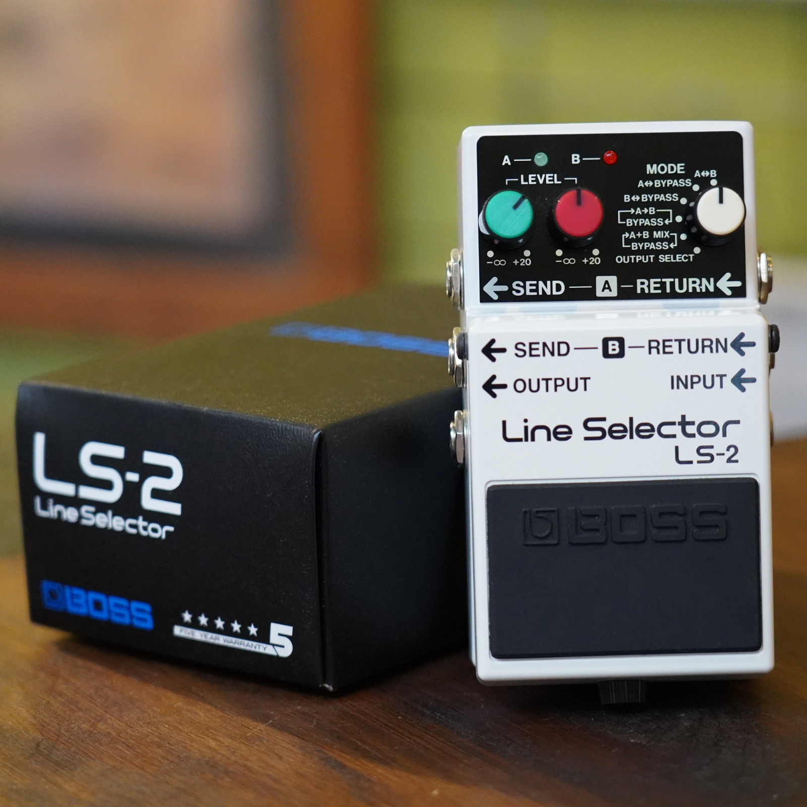 ギター BOSS LS-2 (Line Selector) Boss LS-2 Line Selector Power Supply Guitar effects Pedal