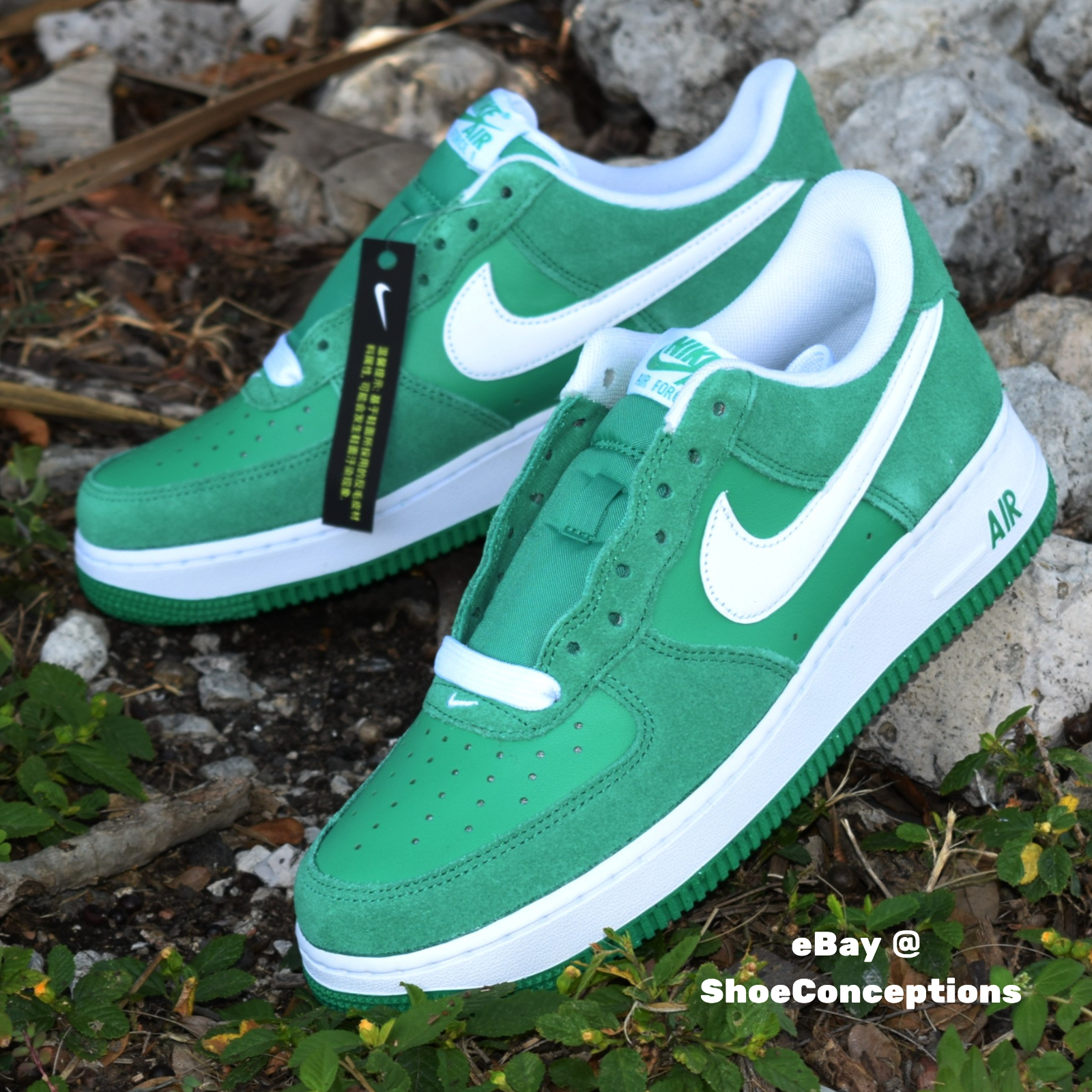 Nike Air Force 1 ホワイト/グリーン スニーカー　07 LV8 NIKE エアフォース1 '07 LV8 ホワイト/パイングリーン メンズ