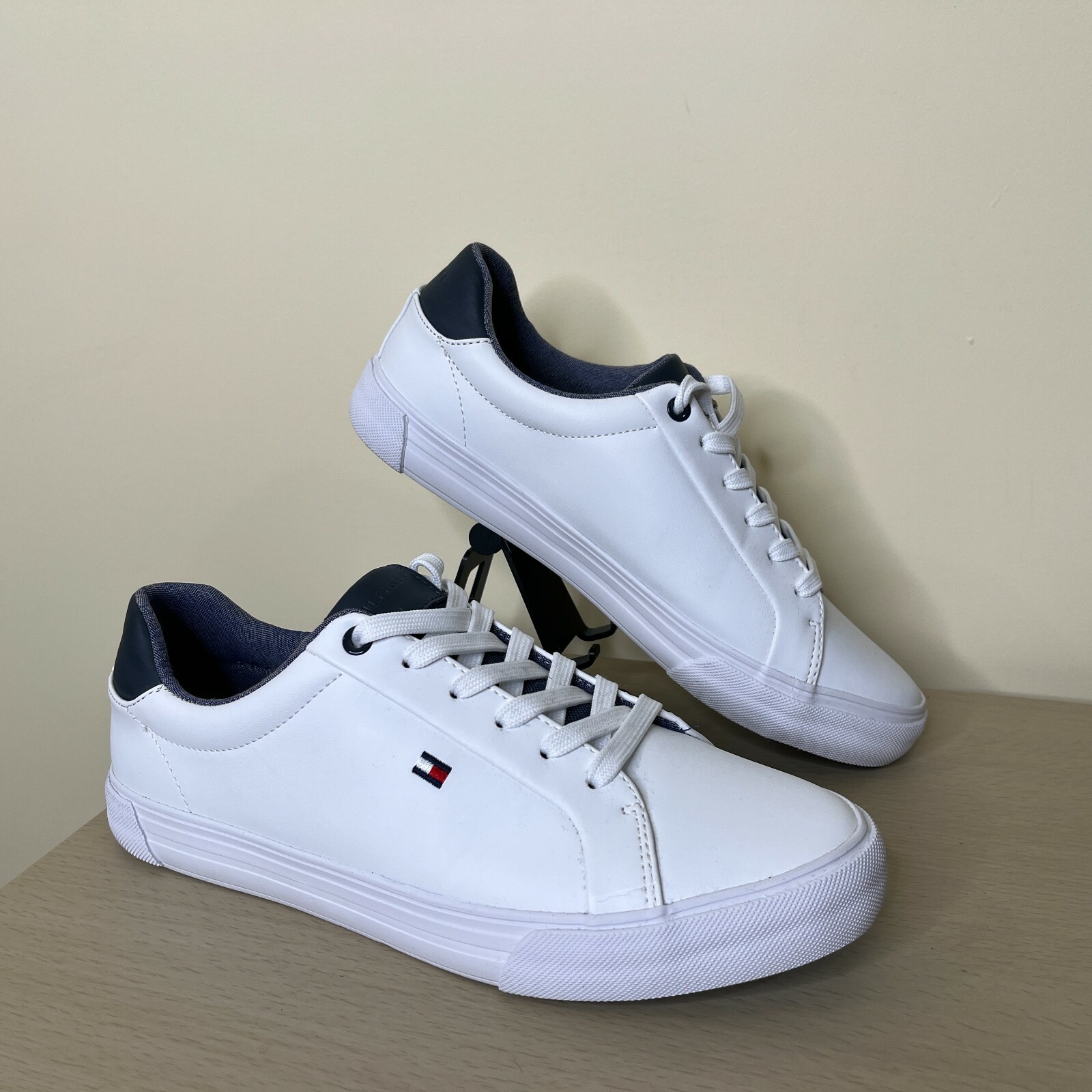 Tommy Hilfiger Men's Shoes Sneakers 