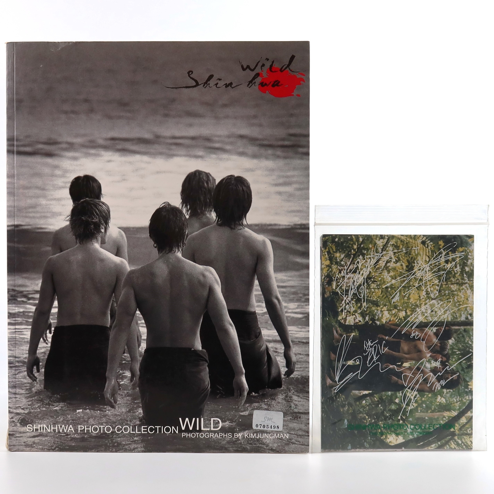 SHINHWA PHOTO COLLECTION WILD シンファ 神話 写真集 韓国版