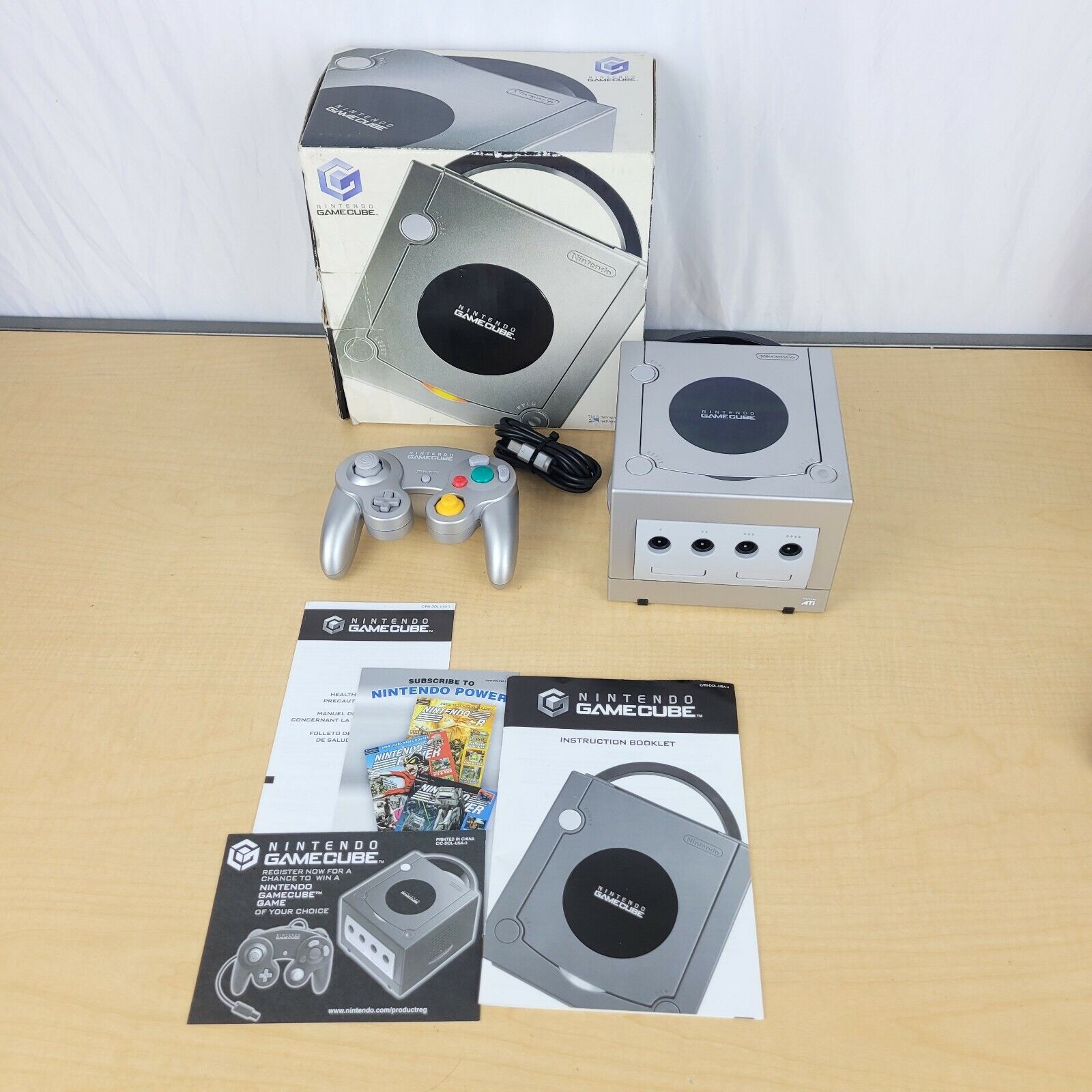 Nintendo GameCube Box and Manuals Platinum Silver Limited Nintendo GameCube Box and Manuals Platinum Silver Limited