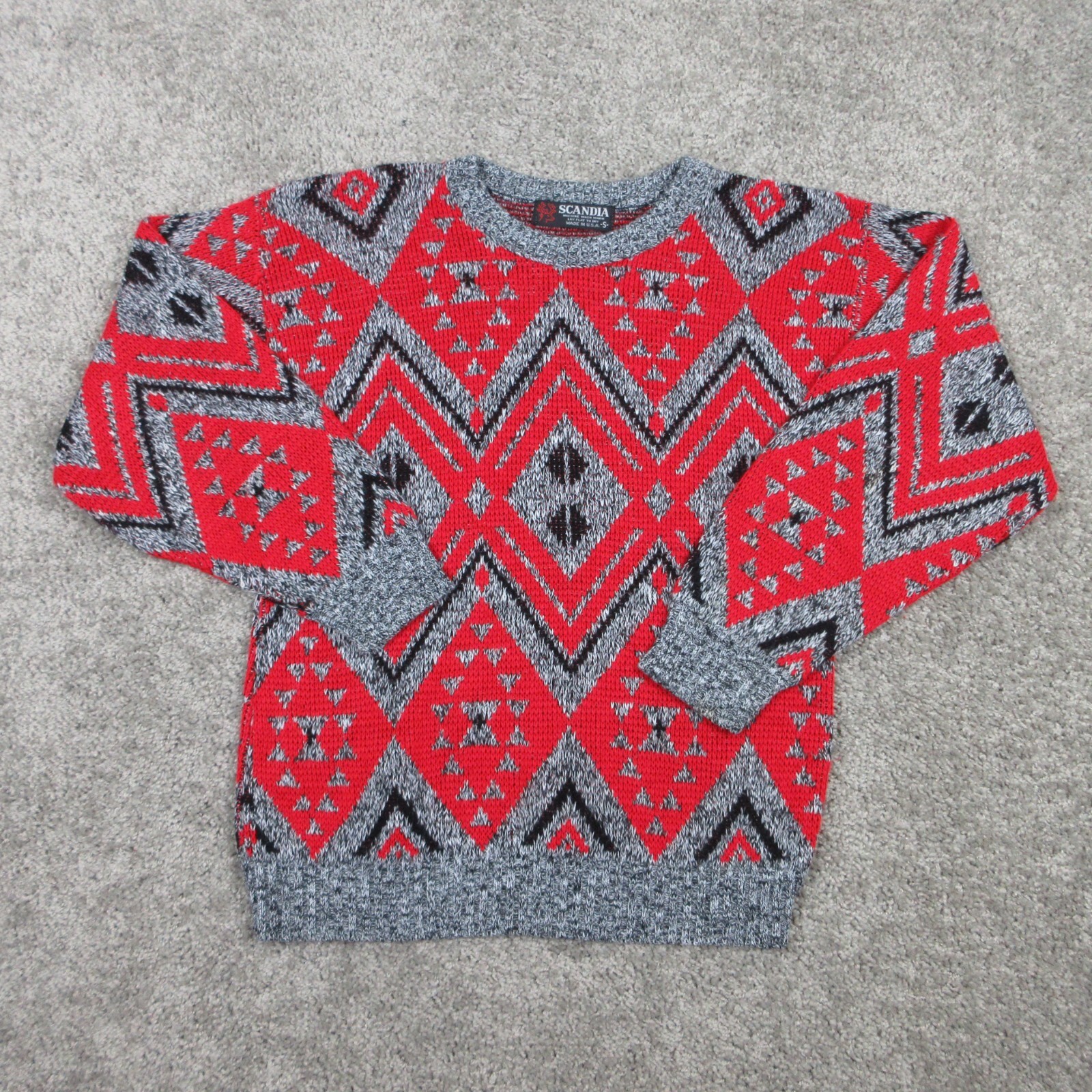 Vintage Scandia Sweater Mens Small Gray Red Geometric Aztec