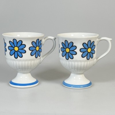 C3. 1960-1970s 2 Vtg Daisy Footed Coffee - Tea Cup Blue Japan Nasco Flower Power