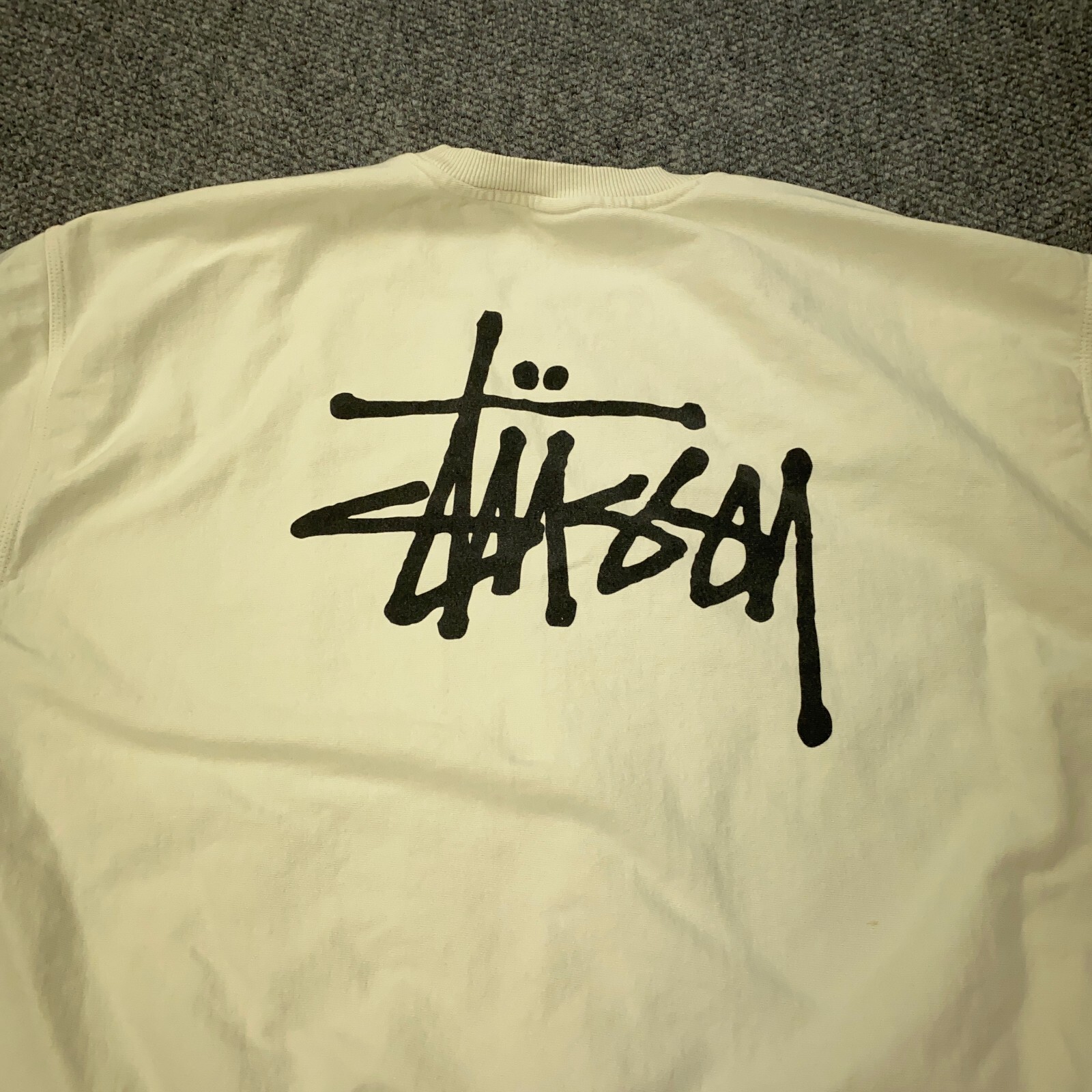 STUSSY Water Flowers Crew スウェット Stussy Water Flowers Tee - White - 1904633-1201 | OUTBACK Sylt