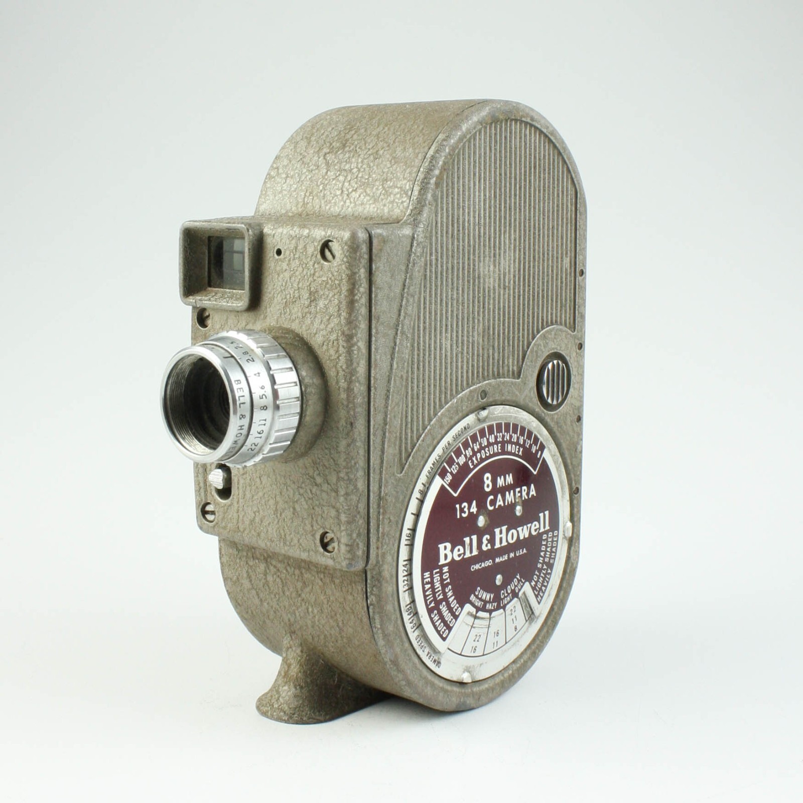 ジャンク Bell&Howell 134 camera Bell & Howell 134 - 8mm Movie Camera +1/2-inch f/2.5 Lens
