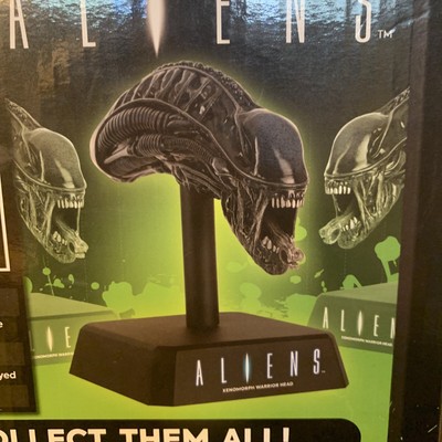 ALIENS ~ ALIEN XENOMORPH HEAD Figure NEW