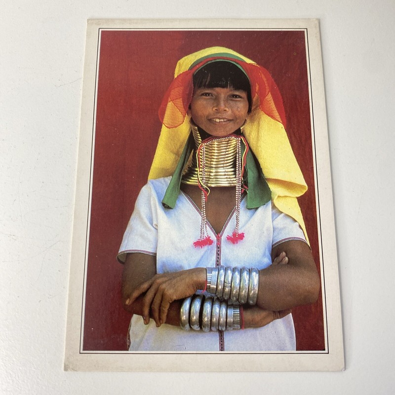 Format Carte Postale - Burma - Loi-Kaw - Femmes Girafes