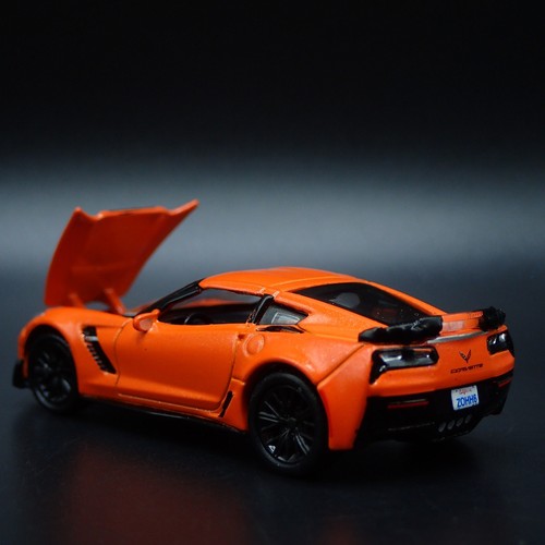 2014 - 2019 CHEVY CHEVROLET CORVETTE C7 Z06 1/64 SCALE DIORAMA DIECAST MODEL CAR 2014 - 2019 CHEVY CHEVROLET CORVETTE C7 Z06 1/64 SCALE DIORAMA DIECAST MODEL CAR