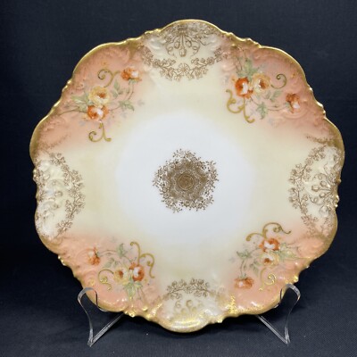 (1) Limoges France AKD Pink Cream And Gold Plate With Vintage Roses 8 3/8 