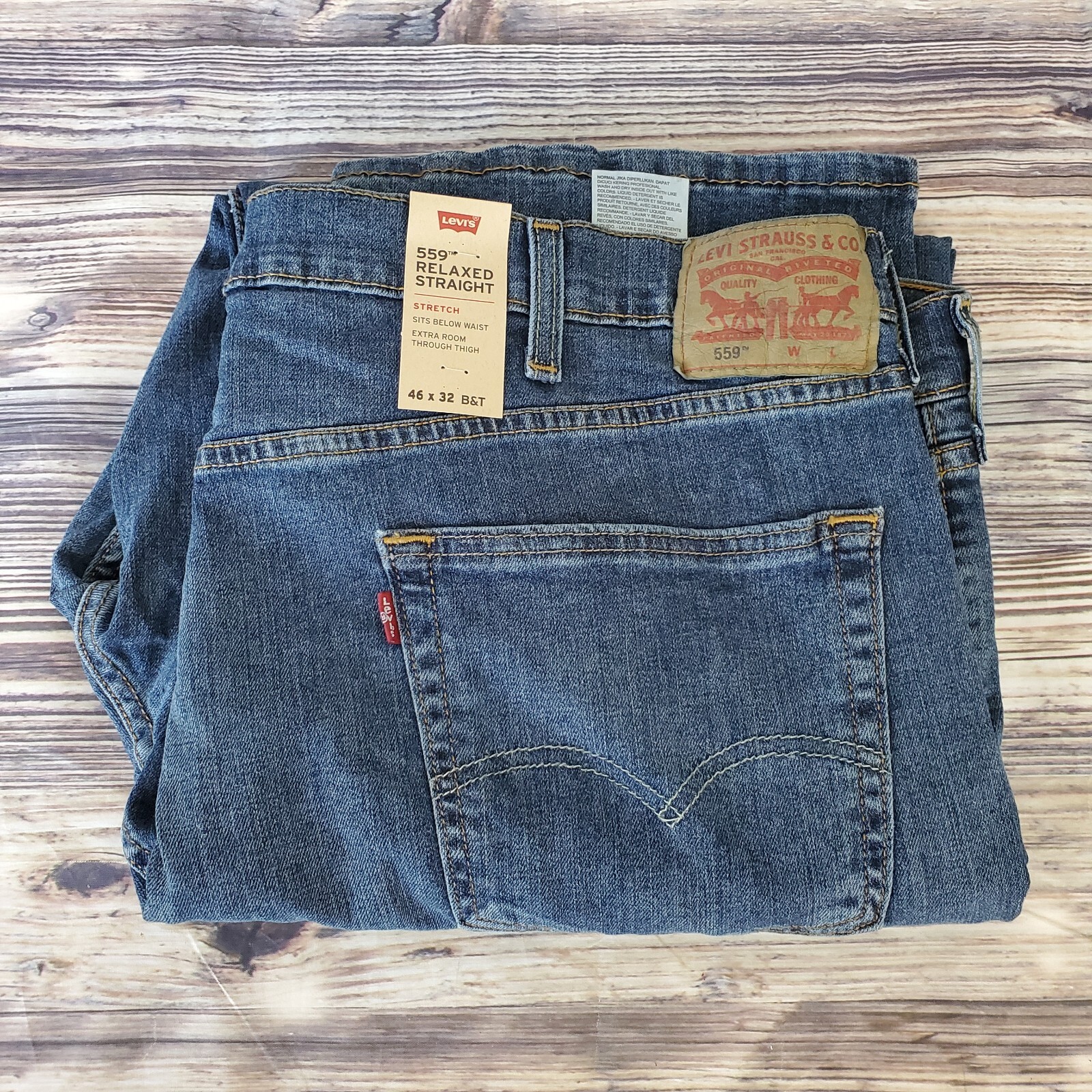 levis 46x32